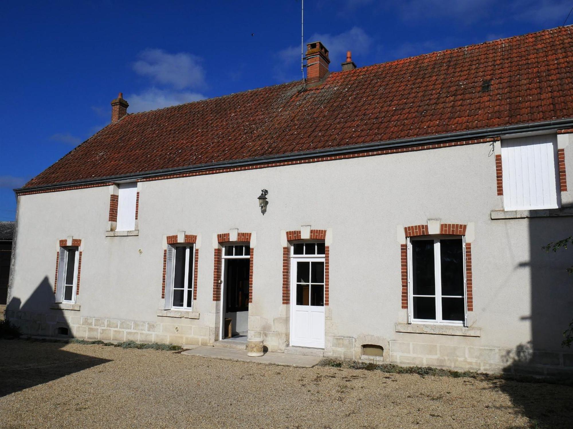 Gite Champetre A Mareau-Aux-Pres: Terrasse, Jardin, Et Confort Pour 6 Personnes - Fr-1-590-140 Εξωτερικό φωτογραφία