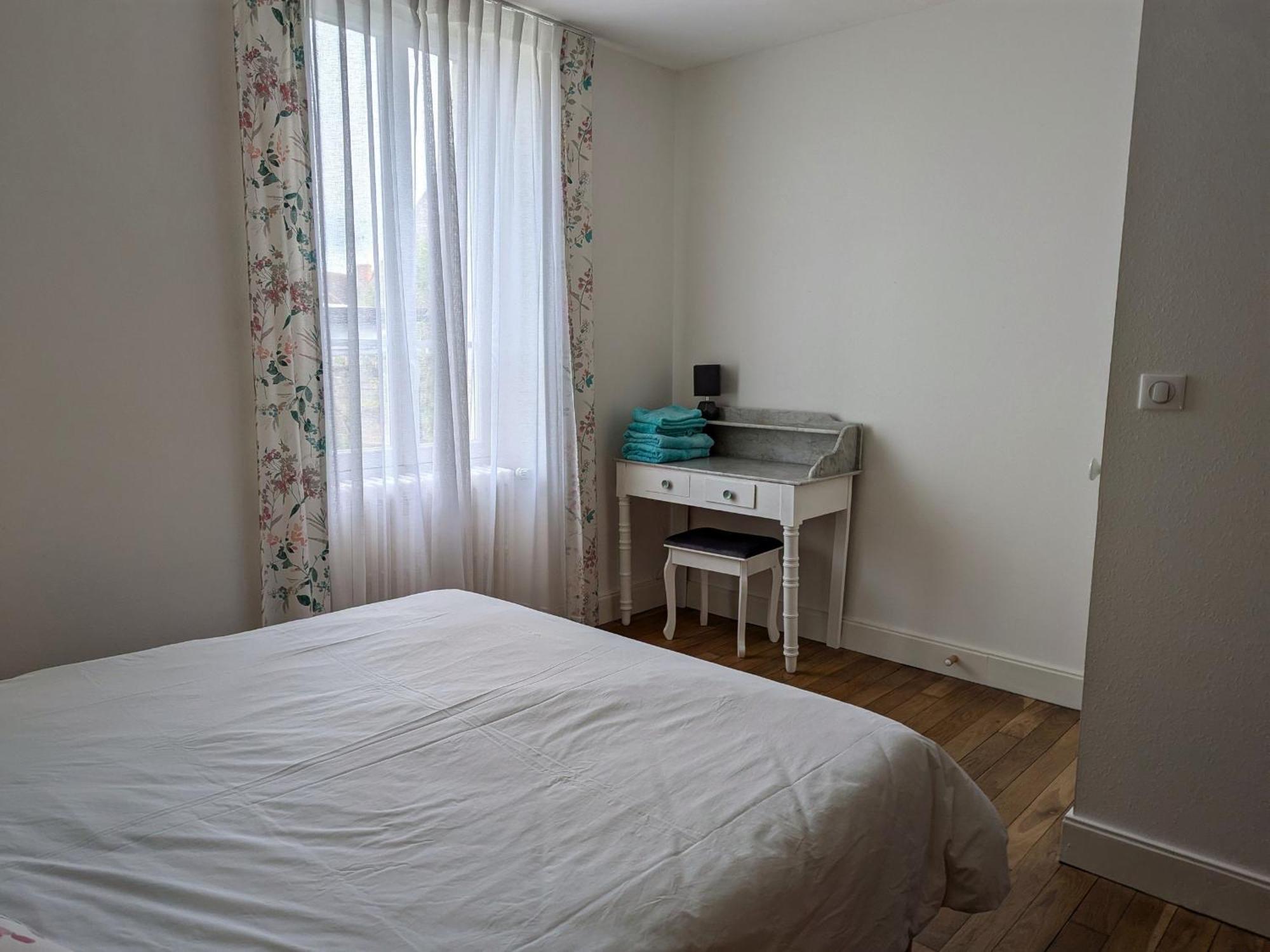 Gite Champetre A Mareau-Aux-Pres: Terrasse, Jardin, Et Confort Pour 6 Personnes - Fr-1-590-140 Εξωτερικό φωτογραφία