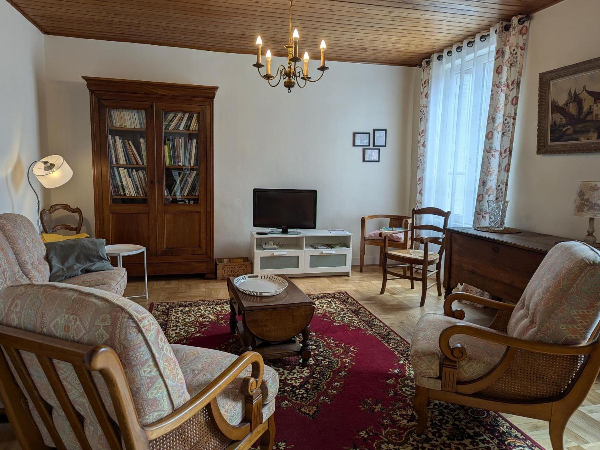 Gite Champetre A Mareau-Aux-Pres: Terrasse, Jardin, Et Confort Pour 6 Personnes - Fr-1-590-140 Εξωτερικό φωτογραφία